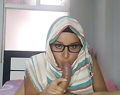 arab girl swallows milk