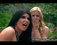 Brazzers - Milfs Like squarely Fat - (Alexis Fawx, Romi Rain, Keiran Lee) - Pervert Nearby Eradicate affect Greens - Trailer preview