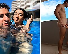 ARGENTINIAN SLUT is White-headed boy Up From Burnish apply Swimming Pool and FUCKED in her Hotel Room