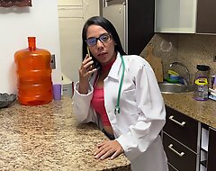 Beautiful Doctor Wife Vituperation Wet blanket and Now She Has to Help with the Boy's Erection