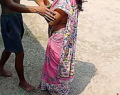 Pink Saree Beautiful Bengali Bhabi Sex In A Holi(Official video Unconnected with Localsex31)
