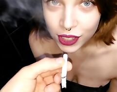 Bauty Stranger Girl In Club Masterfulness Blown Dick For Cigaret And To Fucked Her Gungy Pussy