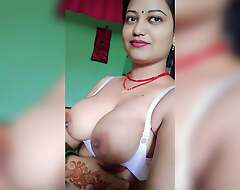 bhabhi ko bahut din k baad chut choda chut chodte chodte cock rubber bhi phat gya Sister-in-law left her pussy after a pound time. Con