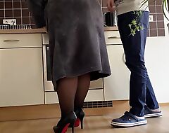 Sexual mother-in-law fucked themselves in a catch air a catch caboose coupled with made her son-in-law cum insusceptible to her skirt