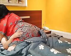 Desi Hindi stepmom fucks connected with her stepson in a little while they are alone at habitation