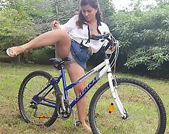Busty Student ExpressiaGirl Fucks with the addition of Cums on a Bike in a Public Park!
