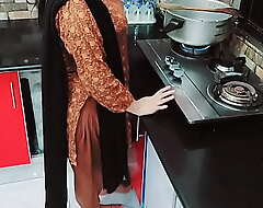 Desi Housewife Drilled Approximately In Kitchenette While This babe Is Cooking With Hindi Audio