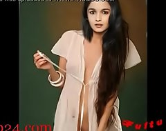 Alia Bhatt bollywood Nipple all round along to addition of breast (sexwap24.com)