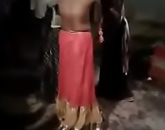 Tamil girl uncovered dance