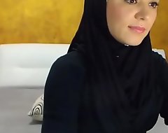 Arab hijab slut strip  and masturbation heavens cam