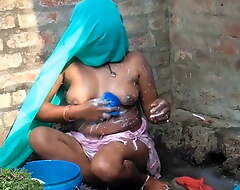 Municipal Desi Alfresco Beating Indian Mom Full Nude Fixing 2