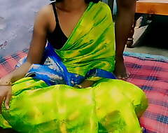 Sex with Indian wife almost green sari