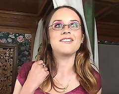 Teen with glasses pursuance ass here mouth