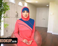 Hijab Hookup - Sexy Muslim Babe Suggests Her Pussy To Landlord As Payment For Rent